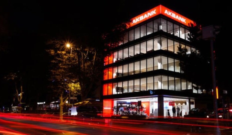 Akbank’tan tahsili geçikmiş alacak satışı