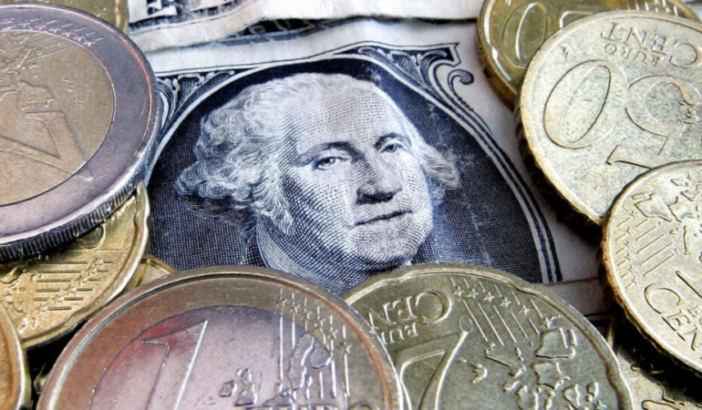 Döviz mevduatları azalış gösterdi