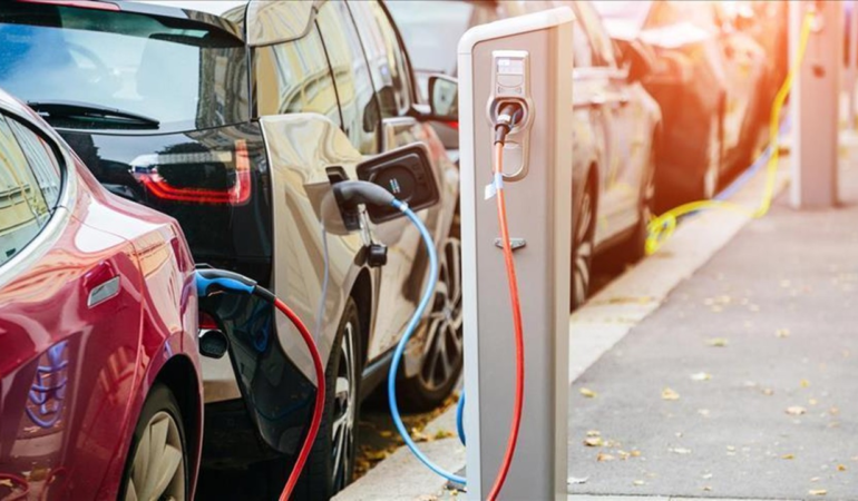 Elektrikli araç sayısı artıyor, şarj altyapısı imtihan veriyor: Uzmanlar meseleleri sıraladı