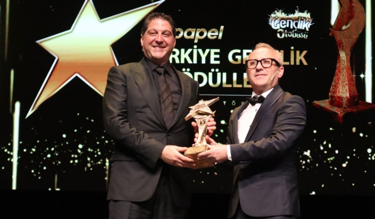 Papel’e Türkiye Gençlik Ödülleri’nde ‘Gençlik İtibar Ödülü’
