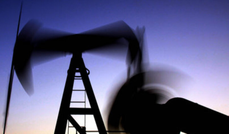 Petrol jeopolitik gerginlik haberleriyle yükseldi