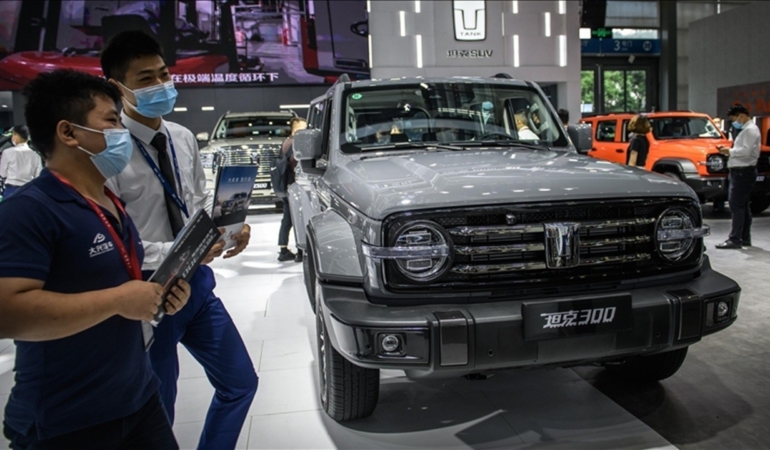 Putin’den Çin otomobilerine övgü: Rusya’da üretim memnuniyet verici