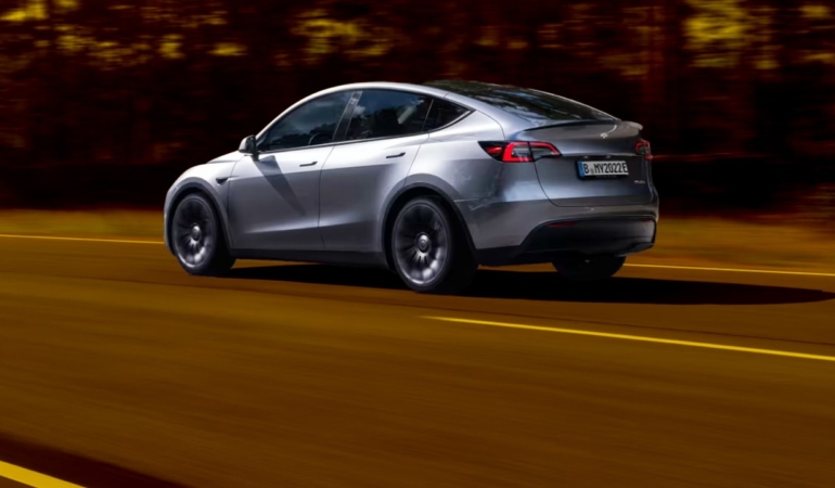 Tesla Türkiye sitesinde Model Y satışına bot saldırısı mahzuru:  Yeni envanter tarihlerini duyurdu!