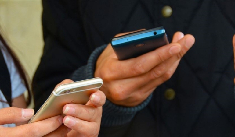 Tİcaret Bakanlığı harekete geçti: 4 telefon modeli ve bir hoparlör için toplatma kararı!