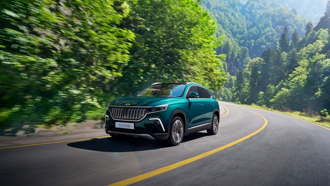 togg-birinci-4-ayda-10-bini-asti-c-suv-ve-elektrikli-arac-pazarinda-dorukta-Z1VMCqsi.jpg