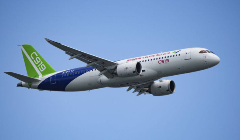 Trump, Çin’e uçak motor kesimi ihracatını durdurdu