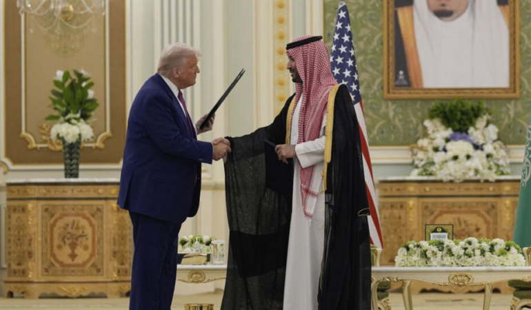 Trump Körfez’den 3 trilyon dolarlık mutabakatla dönüyor