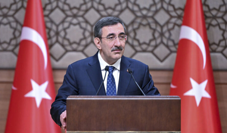 Yılmaz ve Şimşek Suriyeli yetkililerle görüştü