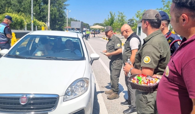 Bayram tatilcilerine orman yangını uyarısı: Broşürler dağıtıldı