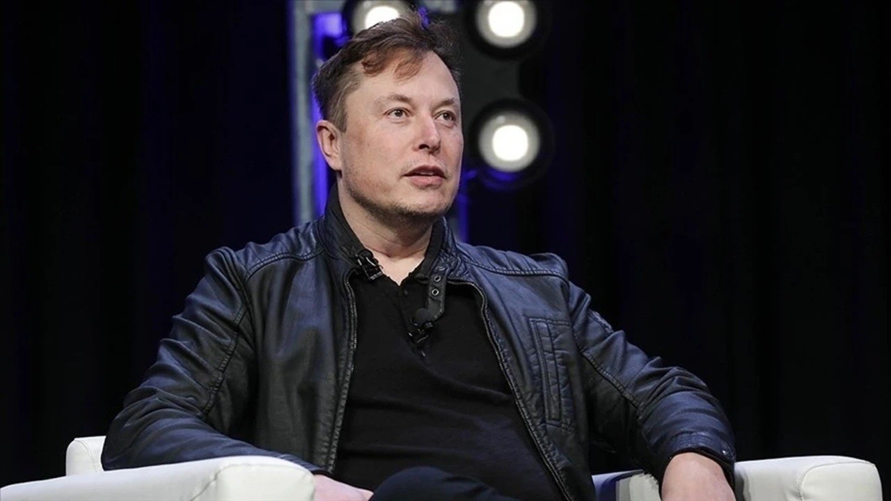 elon-musk-lubnanda-telekomunikasyon-ve-internet-bolumune-yatirim-yapmak-istedigini-soyledi-U3DLGreg.jpg