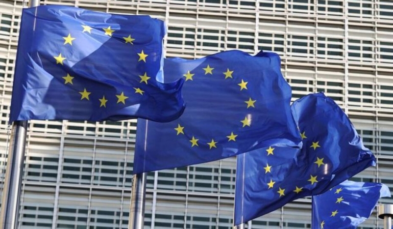 Euro Bölgesi’nde ekonomik itimat varsayımların tersine azaldı