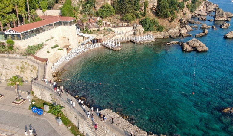 Mermerli Plajı tartışması sürüyor: Antalya Valiliği’nden açıklama geldi