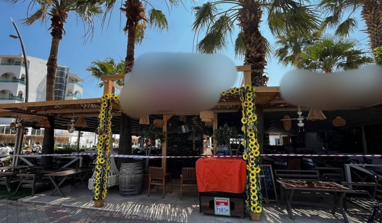 Turistleri rahatsız ettikleri imgeler infial yaratmıştı: Cinsel atak ve kapatma cezası