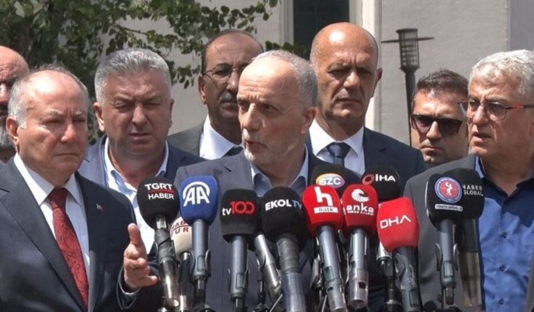 TÜRK-İş Başkanı Atalay: Kamu sözleşmelerini ülke gündeminden çıkarsınlar