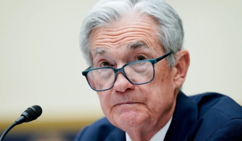 Fed faiz kararını açıkladı, iktisatta yavaşlamaya işaret etti