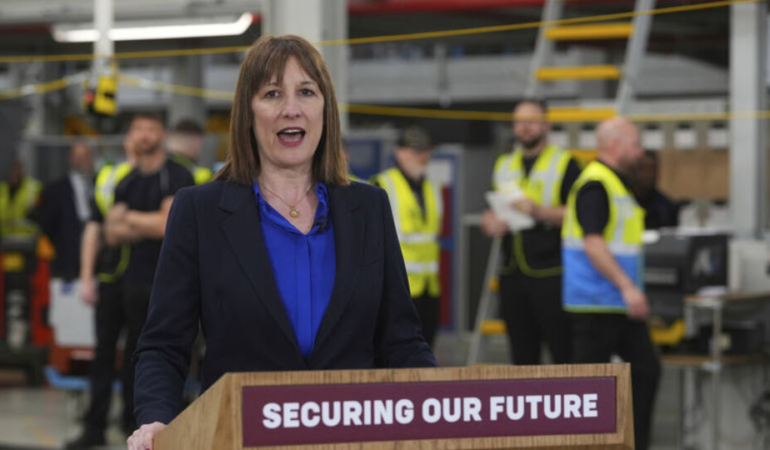 İngiliz Bakanın gözyaşları satış dalgası yaşattı