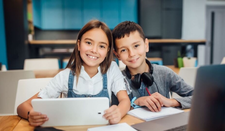 İş Bankası ve Okul Takviye Derneği’nden ders takviye projesi