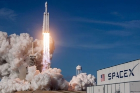 israil-elon-muskin-spacex-sirketi-araciligiyla-dror-1-baglanti-uydusunu-uzaya-firlatti-yGa58tiO.jpg