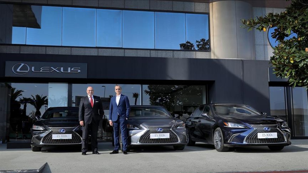 lexustan-temmuz-ayina-ozel-suv-kampanyasi-ijXb5lfK.png