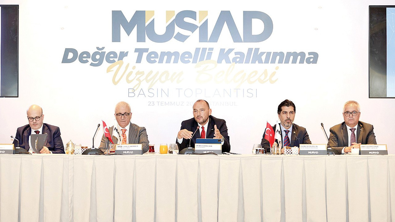 musiad-genel-baskani-burhan-ozdemir-enflasyon-duserken-tahribatina-da-bakalim-bcfhQqMN.jpg