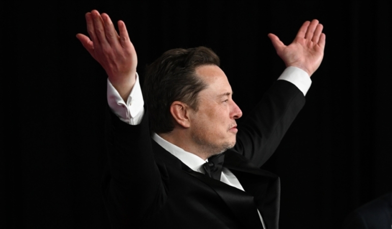 Musk’ın ‘yeni bir siyasi parti kurulsun mu?’ anketinden evet çıktı