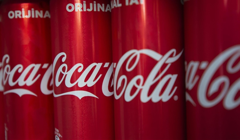 Trump istedi Coca-Cola şeker kamışı kullanacak