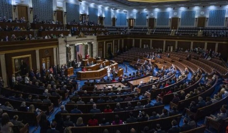 Trump’ın vergi yasası bugün oylanacak