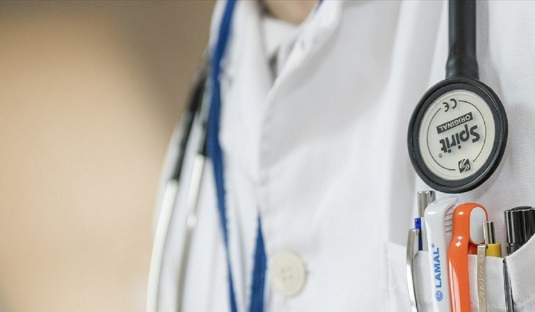 Yeni düzenlemeye gidiliyor: Hekimlere Bağ-Kur’dan çıkış ve erken emeklilik yolu açıldı