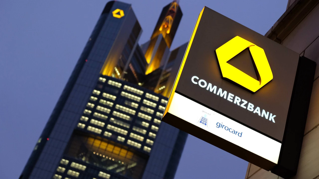 commerzbank-ikinci-ceyrekte-beklentileri-asti-yil-sonu-amaclarini-yukseltti-KTsVfdk8.png