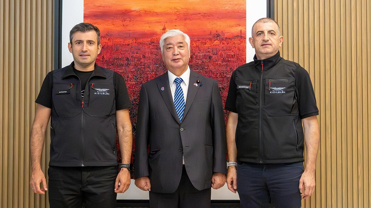 japonya-savunma-bakanindan-baykara-manali-ziyaret-1DpCfx2A.jpg