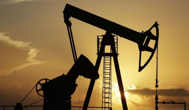 Petrol haftalık kayba ilerliyor