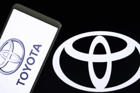 toyota-satis-ve-uretimde-temmuz-ayinda-tarihi-rekor-kirdi-I3Pu8XOS.png