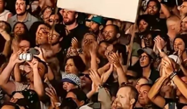 Will Smith’ten yapay zekayla geçersiz kalabalık konser imajı