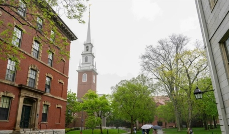 ABD’de yargıç, Harvard’ın fonlarının dondurulmasını anayasaya muhalif buldu