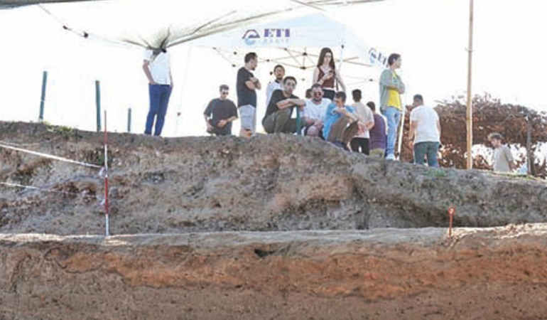 Bakırın izinde seyahat