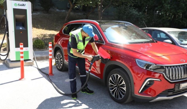Elektrikli araç satışlarının pazar hissesi yükselişte