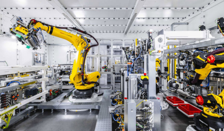 Euro Bölgesi imalat PMI verisinde 2022’den beri bir birinci