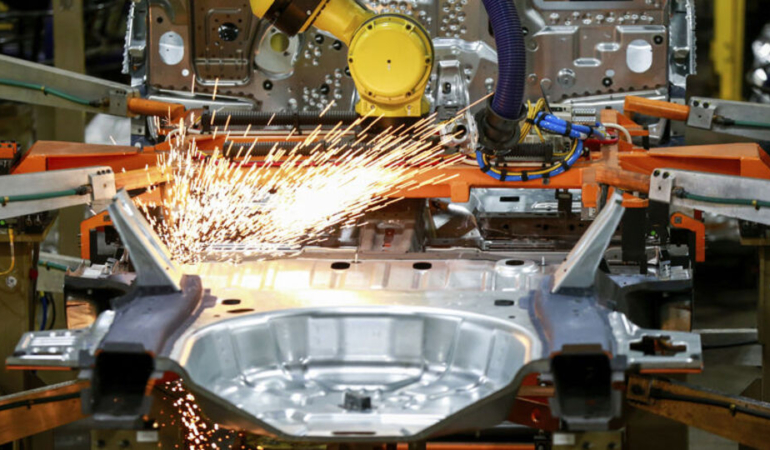 Euro Bölgesi sanayi üretiminde ölçülü artış