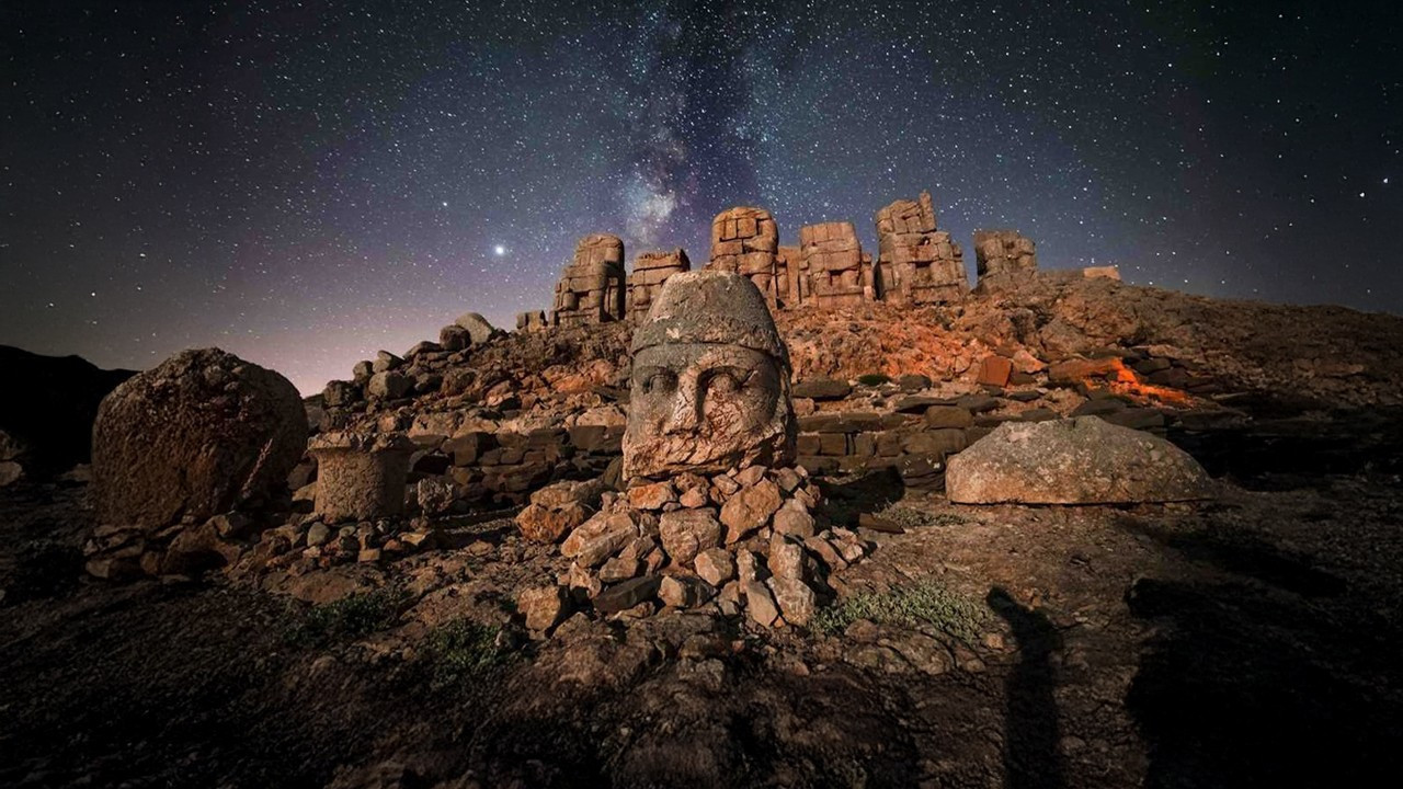 gece-muzeciligi-ikinci-yilinda-27-oren-yeri-geceleri-ziyarete-acik-5iPPgFLy.jpg