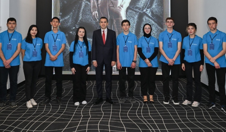 MESS’ten Yarınım Burs Programı