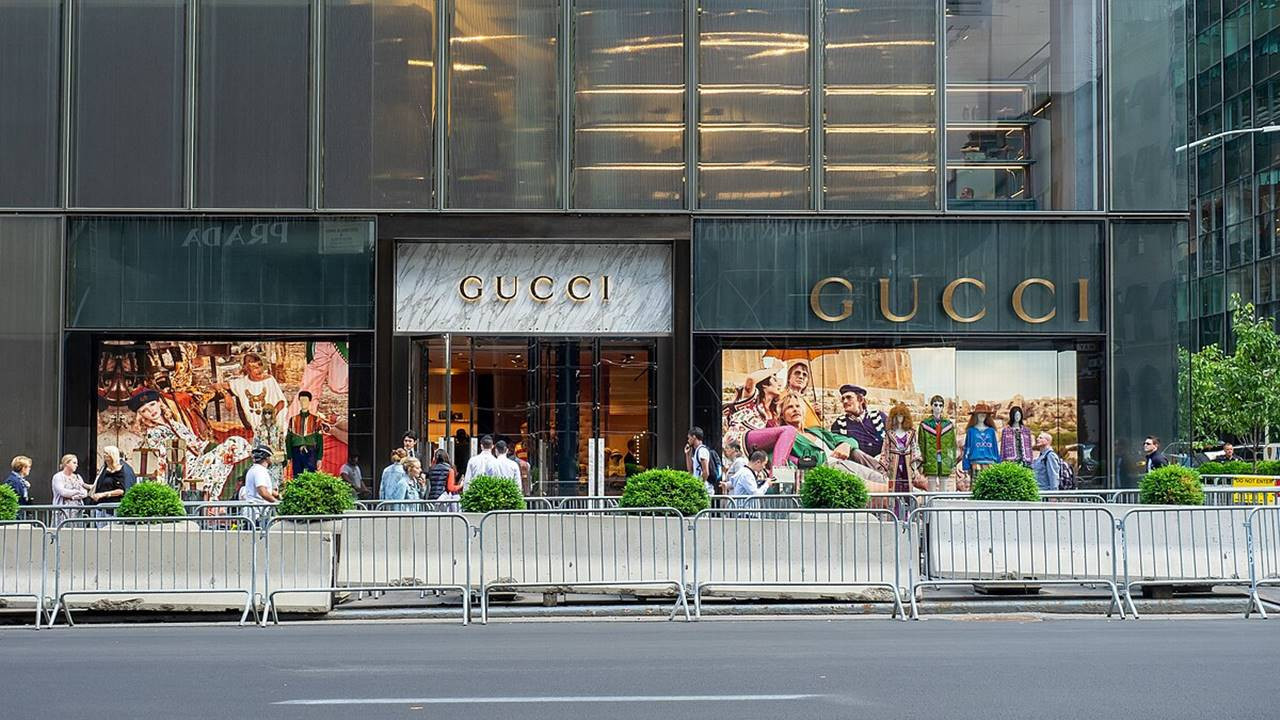 ab-gucci-chloe-ve-loeweye-yuksek-para-cezasi-uyguladi-EUYq9tbz.jpg