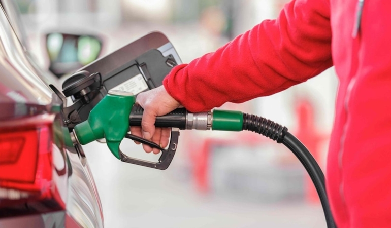 Akaryakıt kuralları değişiyor! İstedikleri kadar indirim yapacaklar