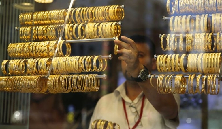 Altın fren tutmuyor! Fiyatlar rekor kırdı, şimdi alınır mı satılır mı?