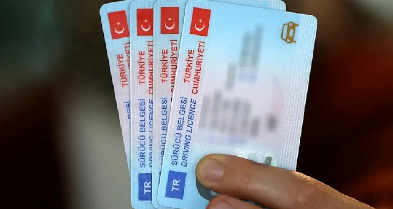 arac-sahipleri-icin-son-viraja-girildi-1-kasimda-gecerliligini-yitirecek-LCWePKlU.jpg