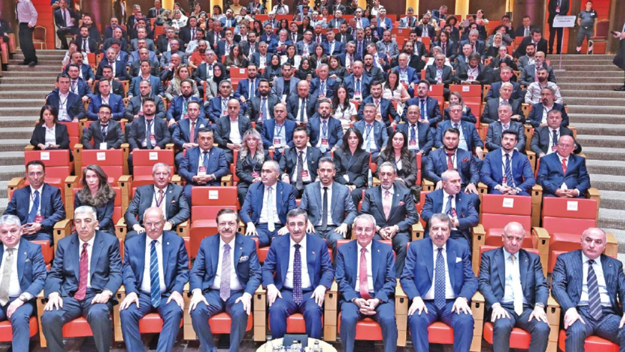 ato-baskani-baran-ankara-24-firma-ile-listeye-en-fazla-katki-veren-vilayet-oldu-c7ZzVp53.jpg