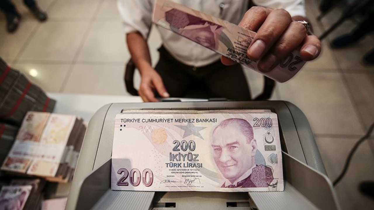 bankacilikta-dijital-donusum-hizlandi-etkin-buyukluk-327-trilyon-tlye-ulasti-cpZikSkM.jpg