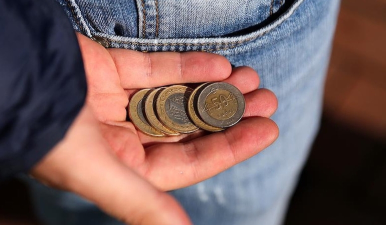 Bir zamanlar simit alınıyordu, şimdi poşet bile alınamıyor