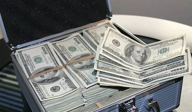 Devlete 130 milyon dolar bağışladılar! Parayla askerin maaşını ödeyecekler