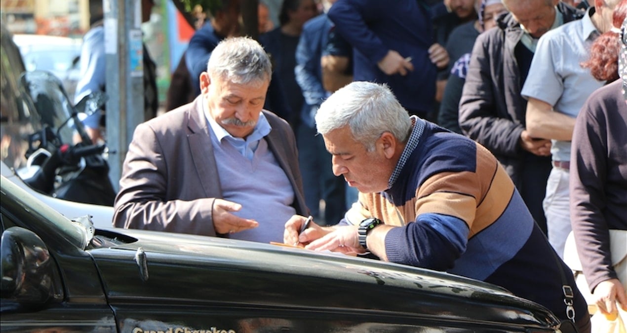 emeklilik-yasinin-yukseltilmesi-icinilkisaret-C3fBHHhY.jpg