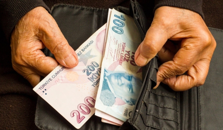 En düşük emekli maaşında rakam ortaya çıktı
